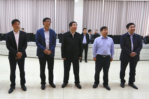 5月10日,咸阳市副市长韩宏琪带领咸阳市煤炭工业局局长侯军利,副