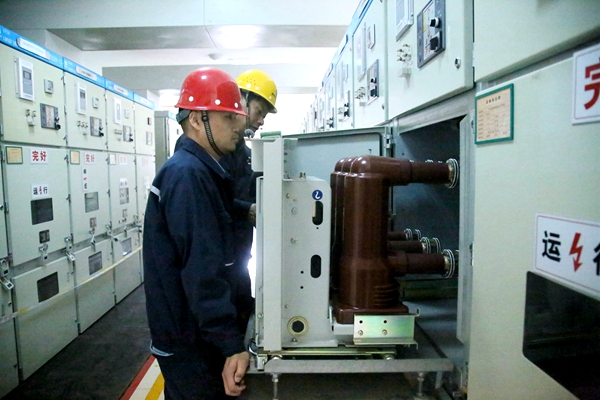 断路器试验.JPG