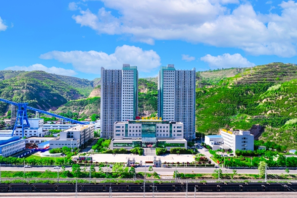 小庄矿办公楼.jpg
