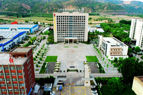生产服务中心绿色 (1).jpg