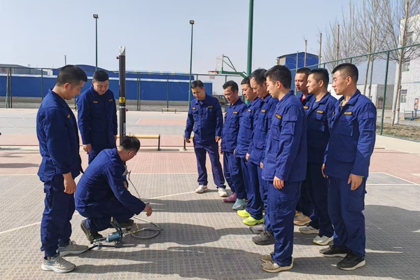 ab81a4fb58e2547923e422e9c3126ce_副本.jpg
