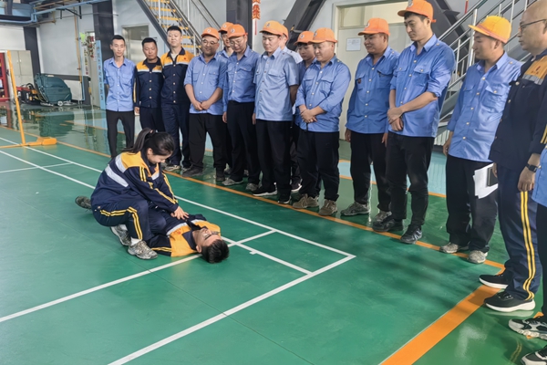 应急演练_副本.jpg