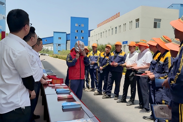 消防过滤式自救呼吸器讲解演示_副本.jpg