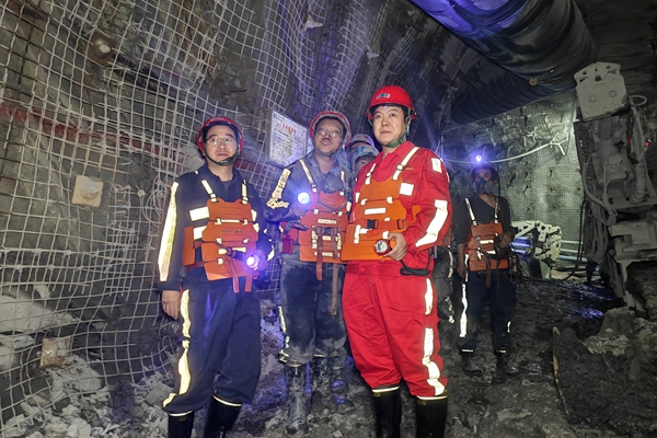 1763108725668648.jpg 白书记-孟村.jpg